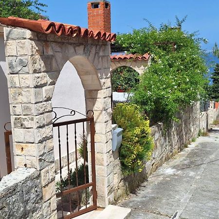 Kuca Za Odmor Skalina - Sea View Βίλα Splitska Εξωτερικό φωτογραφία