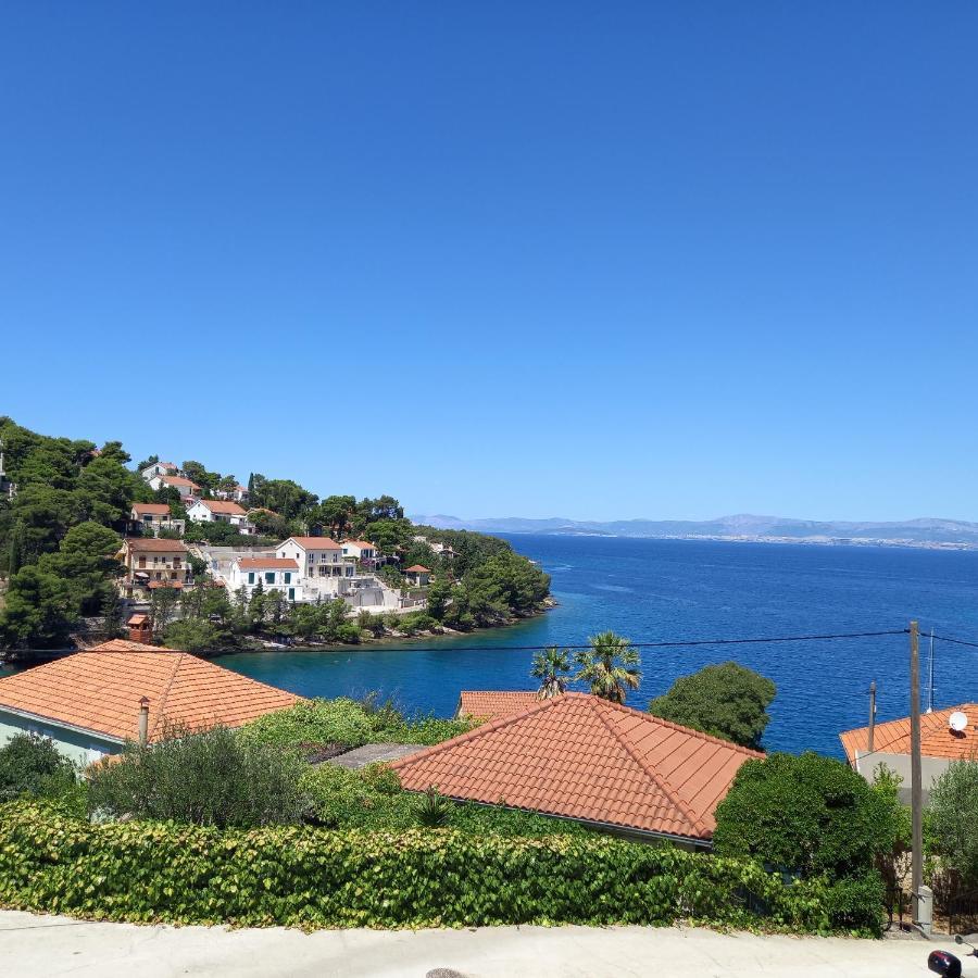 Kuca Za Odmor Skalina - Sea View Βίλα Splitska Εξωτερικό φωτογραφία